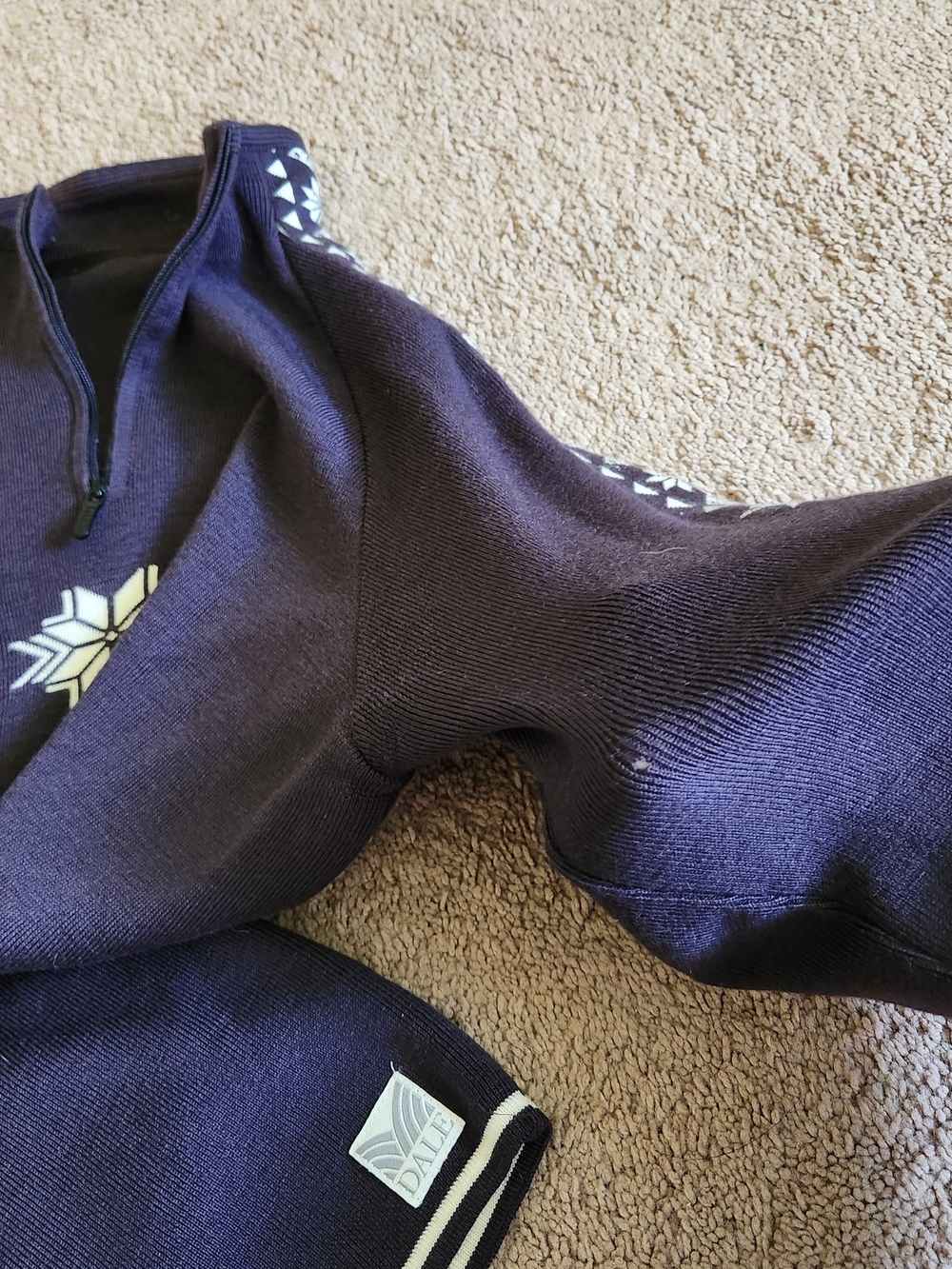 Dale of Norway Geilo Purple Women Sweater Pure Merino Wool  1/4 Zip Snowflake XL - Picture 13 of 13